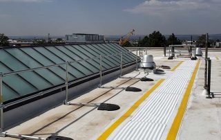 Fall Protection | Roof Safety Compliance System | OSHA compliant roof safety guardrail system, CE certified, easy to install, suitable for rooftop fall protection and safety compliance