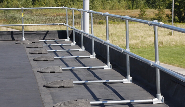 Fall Protection | KeeGuard Roof Railing | KeeGuard rooftop safety railing system, CE certified, non-penetrating design, suitable for various rooftop fall protection applications
