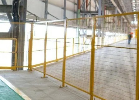 Industrial Protection | Industrial Safety Fencing | Galvanized rustproof industrial safety fencing, CE certified, modular installation, 10-year warranty, impact resistant, suitable for factory warehouse machine guard and perimeter protection