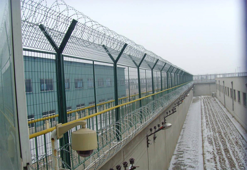 Product Display | Security Fence Product | Security fence product photo, hot dip galvanized, long service life, CE certified, 10-year warranty, impact resistant