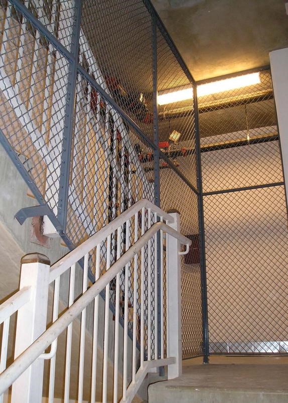 Industrial Protection | Industrial Safety Fencing | Galvanized rustproof industrial safety fencing, CE certified, modular installation, 10-year warranty, impact resistant, suitable for factory warehouse machine guard and perimeter protection