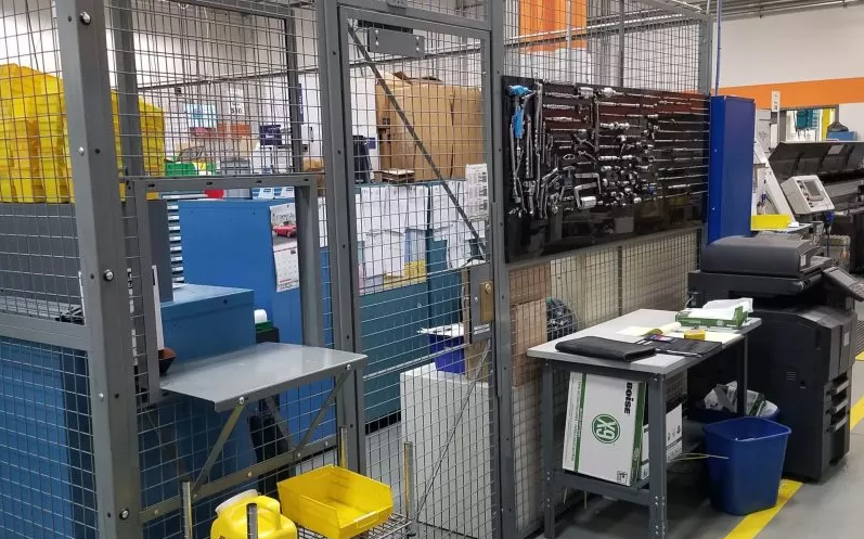 Industrial Protection | Industrial Safety Fencing | Galvanized rustproof industrial safety fencing, CE certified, modular installation, 10-year warranty, impact resistant, suitable for factory warehouse machine guard and perimeter protection
