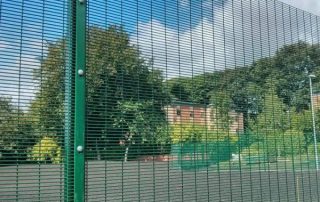 Industrial Protection | Industrial Safety Fencing | Galvanized rustproof industrial safety fencing, CE certified, modular installation, 10-year warranty, impact resistant, suitable for factory warehouse machine guard and perimeter protection