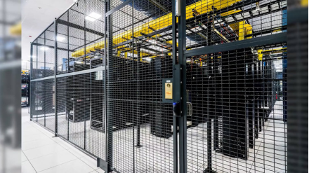 Storage Locker | Mesh Locker Panel | Galvanized steel mesh locker panel, ventilated design, anti-corrosion, modular assembly, suitable for industrial storage locker applications