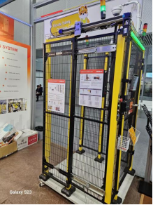 Industrial Protection | Industrial Safety Fencing | Galvanized rustproof industrial safety fencing, CE certified, modular installation, 10-year warranty, impact resistant, suitable for factory warehouse machine guard and perimeter protection