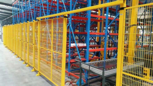 Industrial Protection | Industrial Safety Fencing | Galvanized rustproof industrial safety fencing, CE certified, modular installation, 10-year warranty, impact resistant, suitable for factory warehouse machine guard and perimeter protection