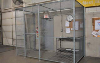 Warehouse Isolation | Wire Mesh Cage Panel | Galvanized wire mesh cage panel, high strength, modular installation, 10-year warranty, suitable for warehouse security fence and storage area isolation