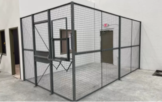 Warehouse Isolation | Wire Mesh Cage Panel | Galvanized wire mesh cage panel, high strength, modular installation, 10-year warranty, suitable for warehouse security fence and storage area isolation