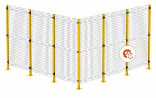 Recinzione di sicurezza per costruzioni per il rollout di impianti industriali con montanti in acciaio gialli e pannelli in rete metallica saldata