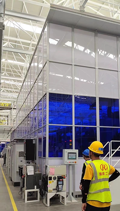 Aluminum extrusion fence machine guarding enclosure with translucent and blue transparent panels for clean production areas